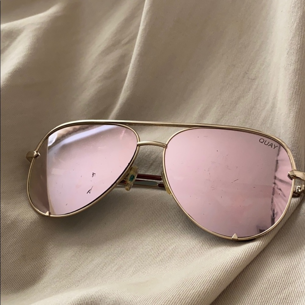 Quay x Desi Perkins High Key Rose Gold Sunglasses